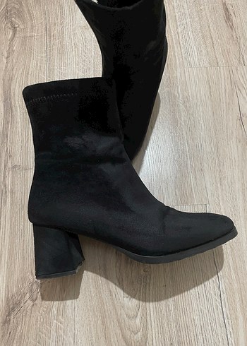 Siyah Süet  Kadın Botu - Görsel 9