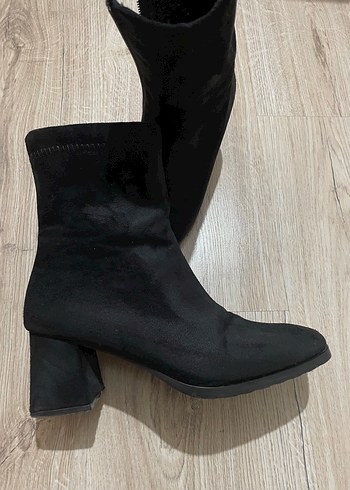 Siyah Süet  Kadın Botu - Görsel 5