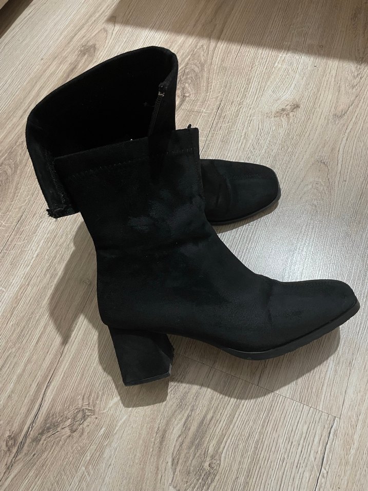 Siyah Süet  Kadın Botu - Görsel 2