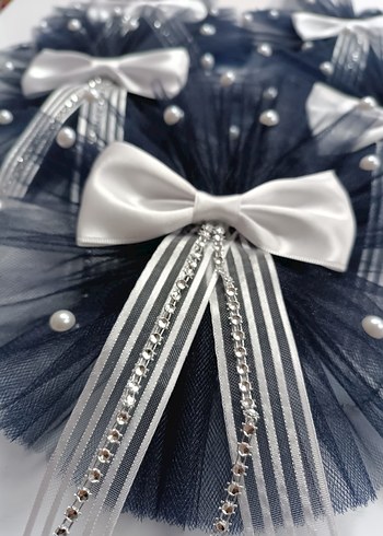 Lacivert Tül ve Beyaz Fiyonk Düğün Aksesuarı - Görsel 4