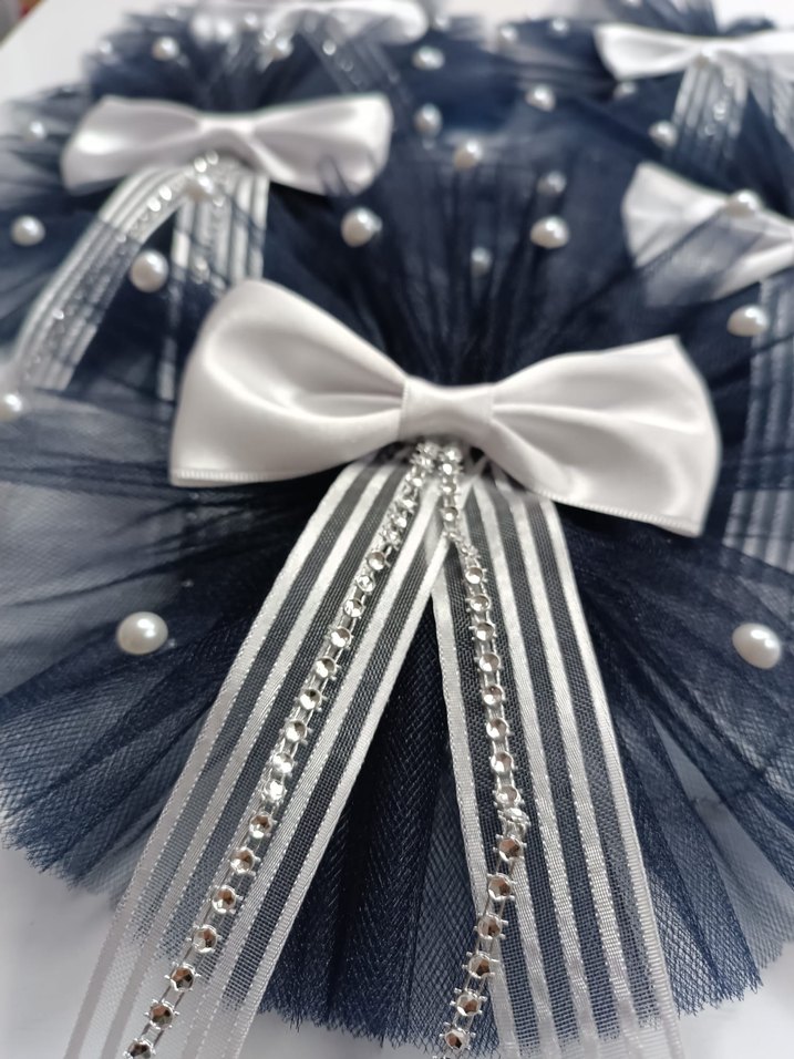 Lacivert Tül ve Beyaz Fiyonk Düğün Aksesuarı - Görsel 4