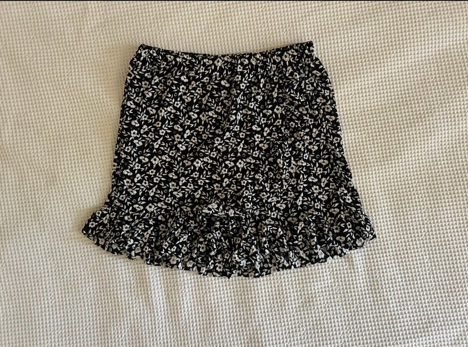 Desenli Mini şort etek - Görsel 3