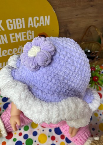 Lila Çiçekli Örgü Çocuk Şapkası - Görsel 3