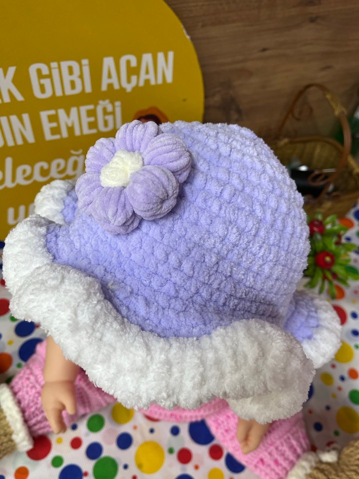 Lila Çiçekli Örgü Çocuk Şapkası - Görsel 3