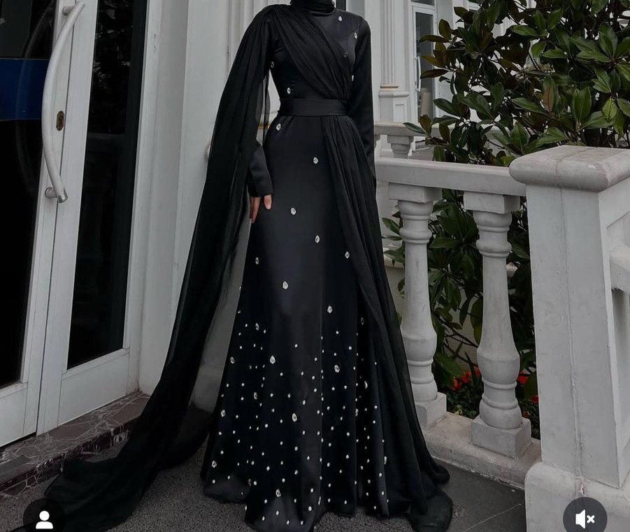 Özel dikim Siyah Taşlı Abiye Elbise - Görsel 3