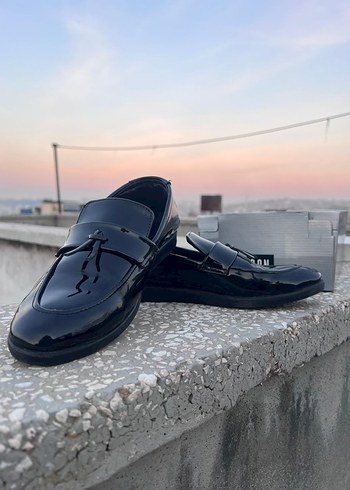 Parlak Siyah Erkek çocuk Klasik Ayakkabı - Görsel 3
