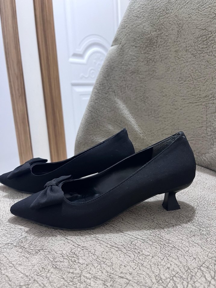 Siyah Fiyonk Detaylı Stiletto - Görsel 2