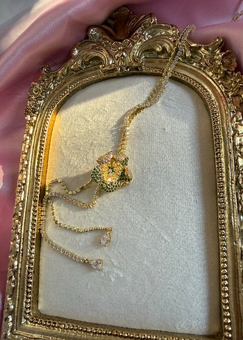 Asansörlü swarovski yeşil kolye - Görsel 2