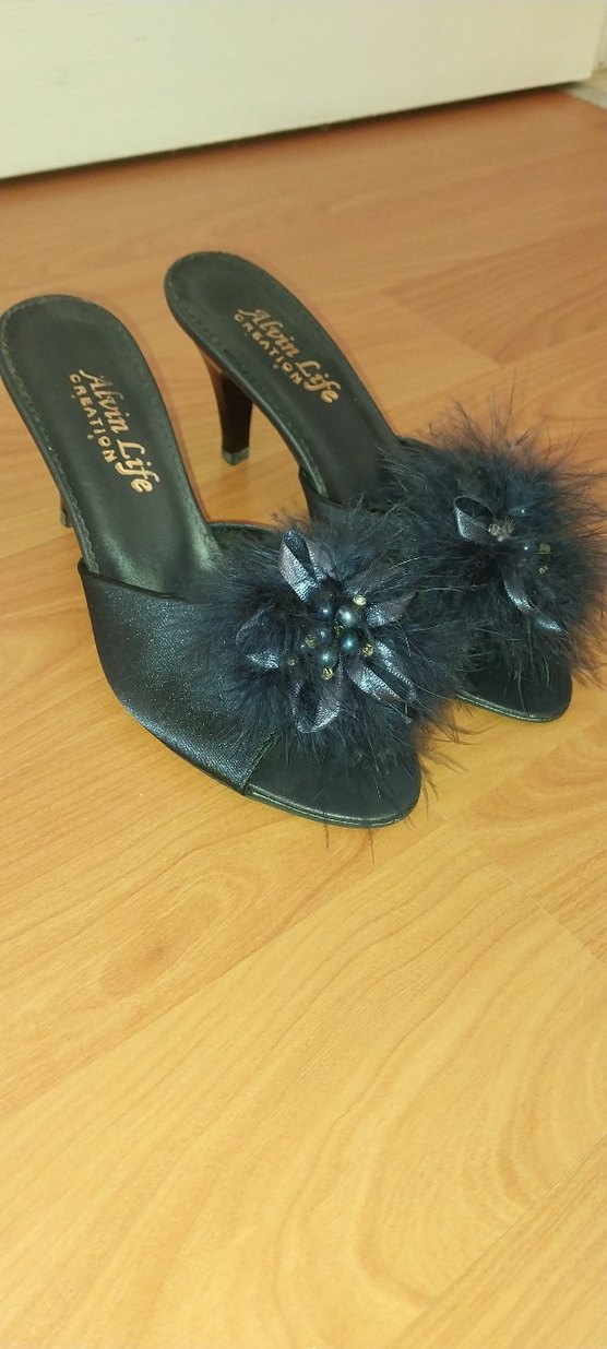 Koyu Mavi Tüylü Yüksek Topuklu Kadın Terlik - Görsel 2