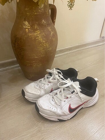 Nike spor