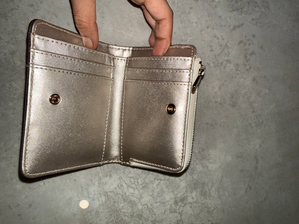 Guess cüzdan - Görsel 4