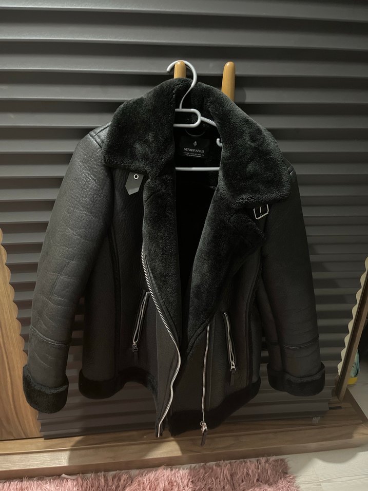 Stradivarius Kürk Detaylı Siyah Deri Biker Ceket - Görsel 2