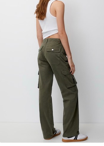 Pull and bear Kadın Kargo Pantolon - Görsel 2