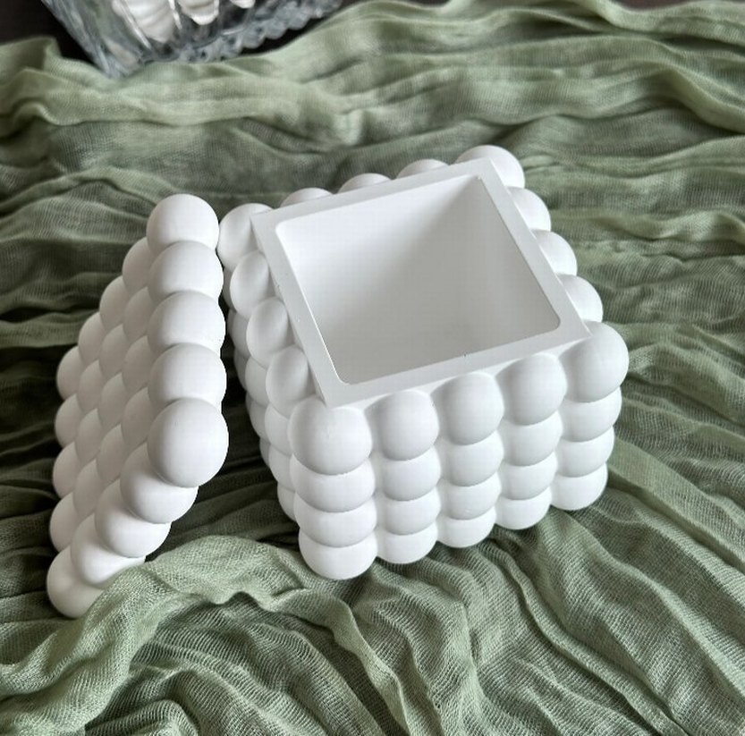 Beyaz Küp Şekilli Mum - Görsel 2