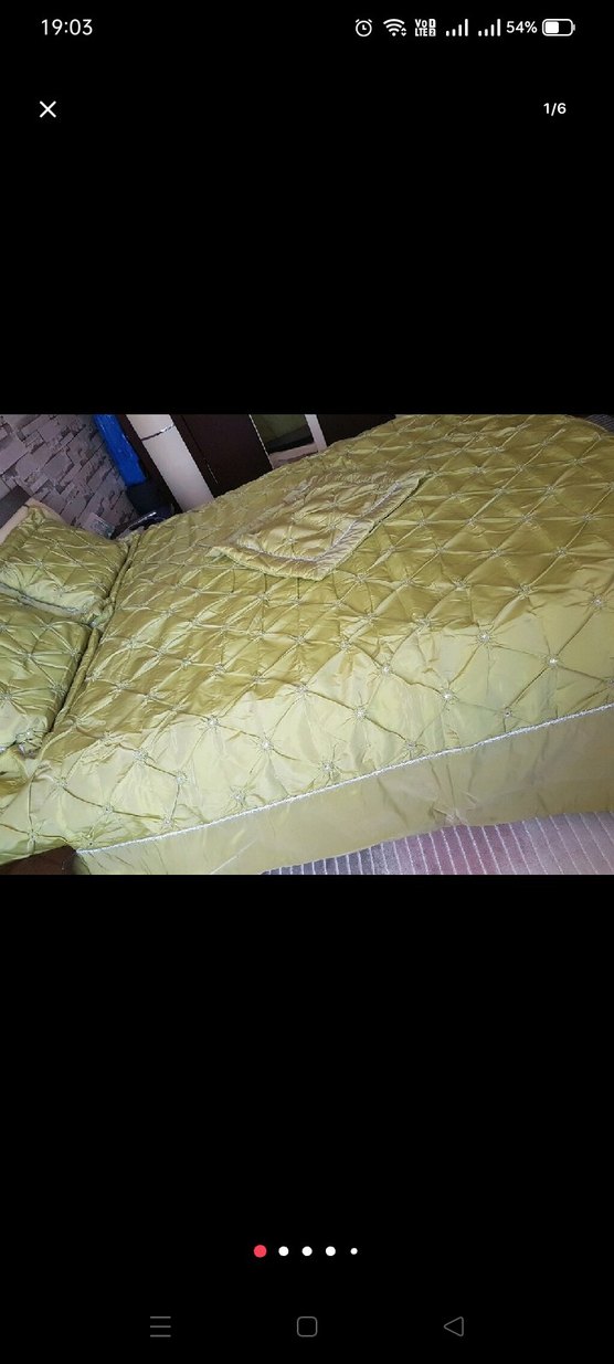 İşlemeli Parlak Yeşil Yatak Örtüsü - Görsel 2