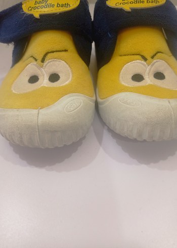 Erkek Çocuk Renkli Kaydırmaz Terlik - Görsel 3