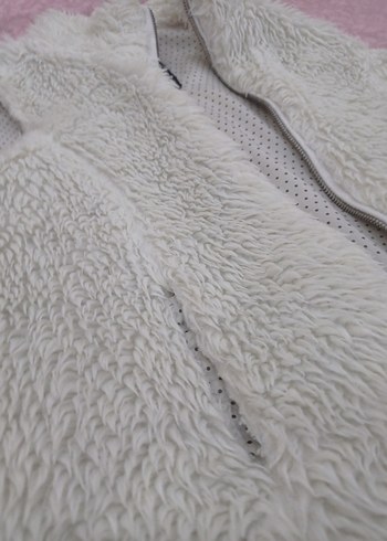 Kızlar için Kürklü krem Yelek - Görsel 2