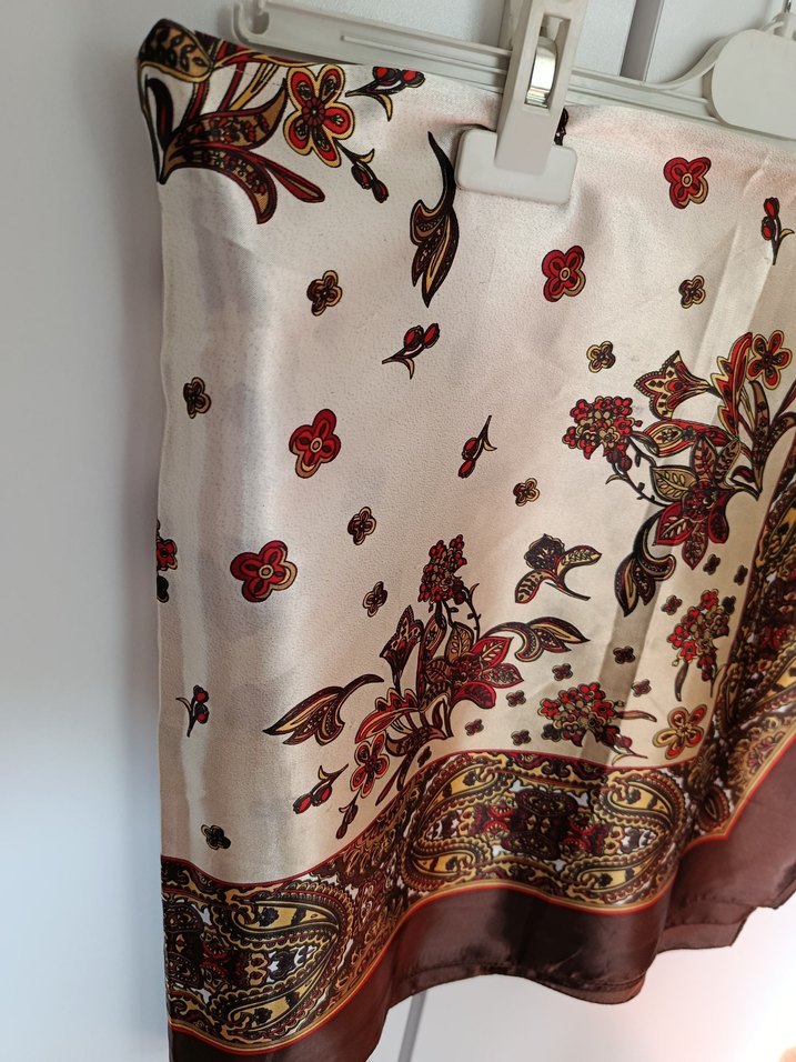 Kahverengi Parlak İpek Desenli Şal - Görsel 2