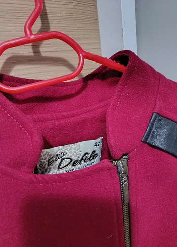 Kemerli Kırmızı Süet Uzun Kadın Kaban - Görsel 3