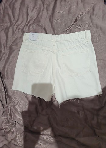 Beyaz Pamuklu Mini Kot Şort - Görsel 5