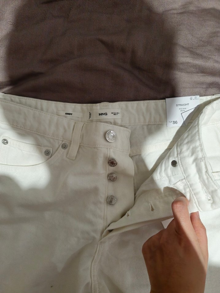 Beyaz Pamuklu Mini Kot Şort - Görsel 3