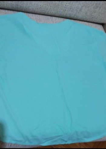 Turkuaz Kısa Kollu Keten Tişört - Görsel 2