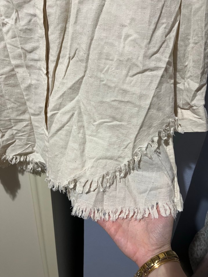 Uzun Kollu Beyaz Keten Bohem Gömlek - Görsel 2