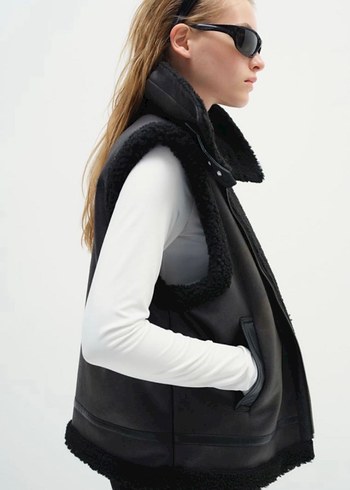 Siyah Kürklü Deri Biker Yelek - Görsel 2