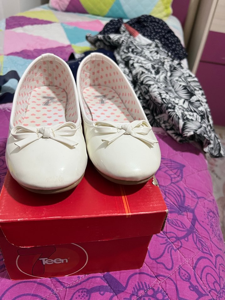 Kız Çocuk Beyaz Fiyonklu Babet Ayakkabı - Görsel 4