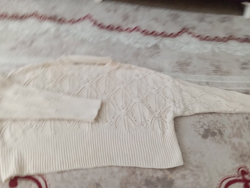 Beyaz Örgü Kadın Kazak - Görsel 2