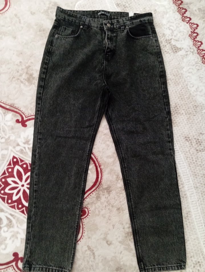 Gri Batik Desenli Bol Kesim Kadın Kot - Görsel 3