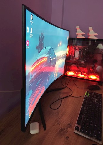 Kırmızı Işıklı Masaüstü Bilgisayar parçalar ayrı satılmaz - Görsel 9