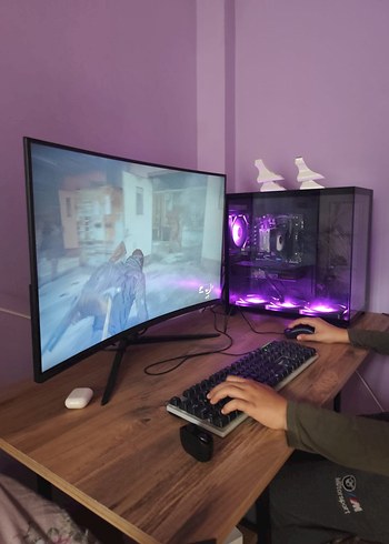 Kırmızı Işıklı Masaüstü Bilgisayar parçalar ayrı satılmaz - Görsel 6