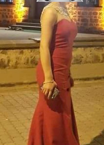 Kırmızı Yaka ve sırt Taş İşlemeli Detaylı Abiye Elbise - Görsel 3