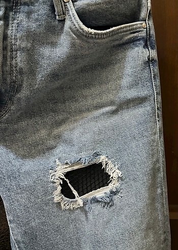 Gri Bol Fit Yırtık Midi Denim Pantolon - Görsel 3