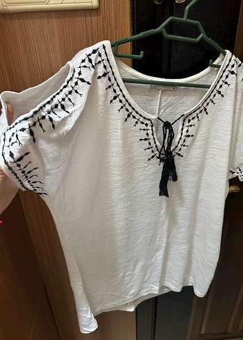 Püsküllü Nakışlı Bohem Kadın Bluz - Görsel 2