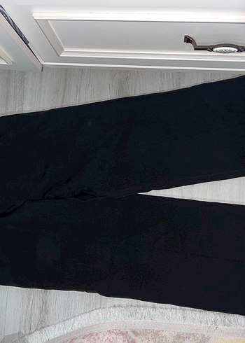 Kadın Siyah Midi Kumaş Pantolon - Görsel 2