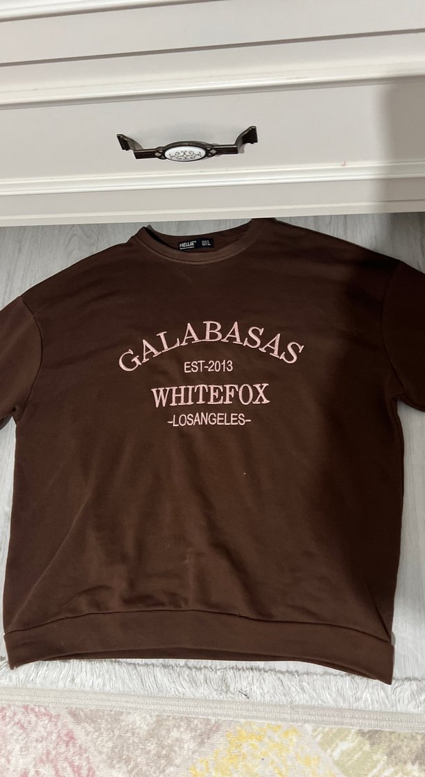 Kadın Kahverengi Süet Sweatshirt Beyaz Baskılı - Görsel 2