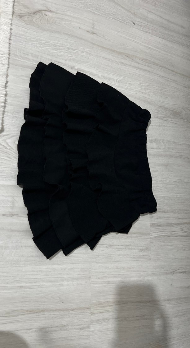 Siyah Volanlı Mini Etek - Görsel 2