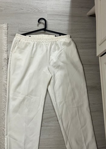 Beyaz Kadın Kumaş Pantolon Midi Boy - Görsel 2