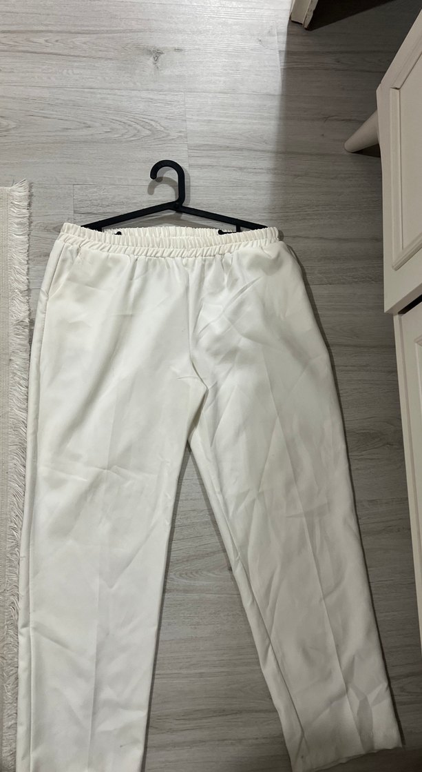 Beyaz Kadın Kumaş Pantolon Midi Boy - Görsel 2