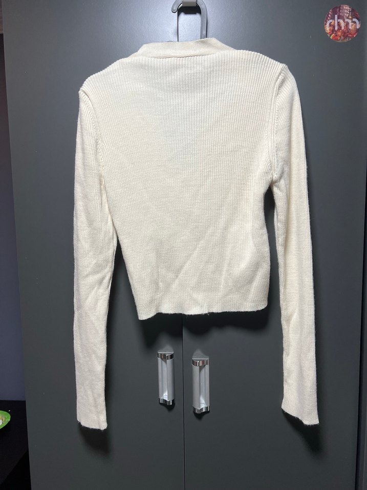 Beyaz V Yaka İnce Triko Kadın Kazak - Görsel 2