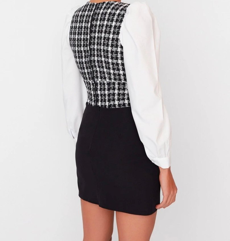 Düğmeli Kareli V Yaka Kadın Bluz - Görsel 5