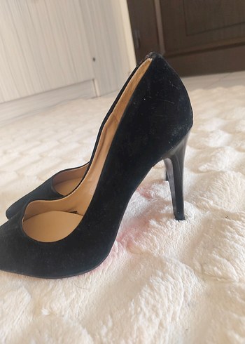 Siyah Süet Tüylü Stiletto Topuklu Kadın Ayakkabı - Görsel 5