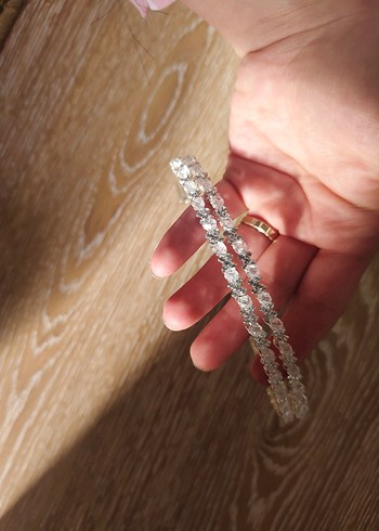 Beyaz Boncuklu Cam Taç - Görsel 6