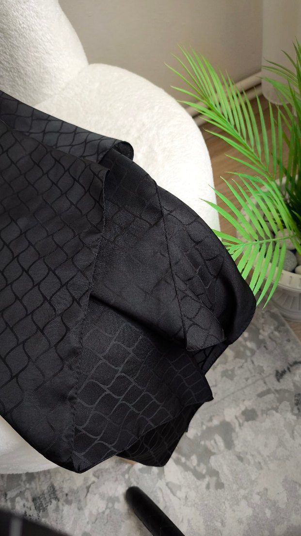 Siyah Kadın Şal - Görsel 2