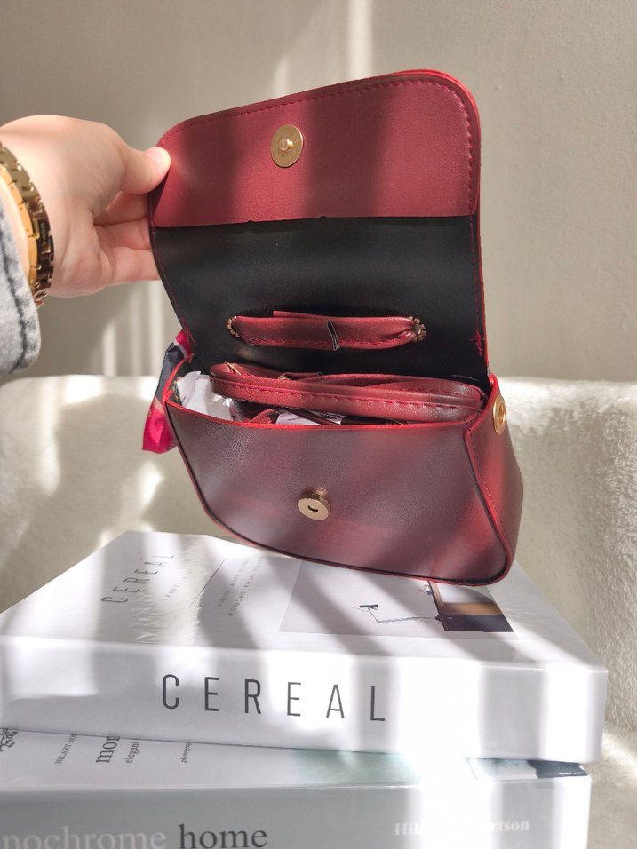 Bordo Deri Kadın El Çantası askısı mevcut - Görsel 3