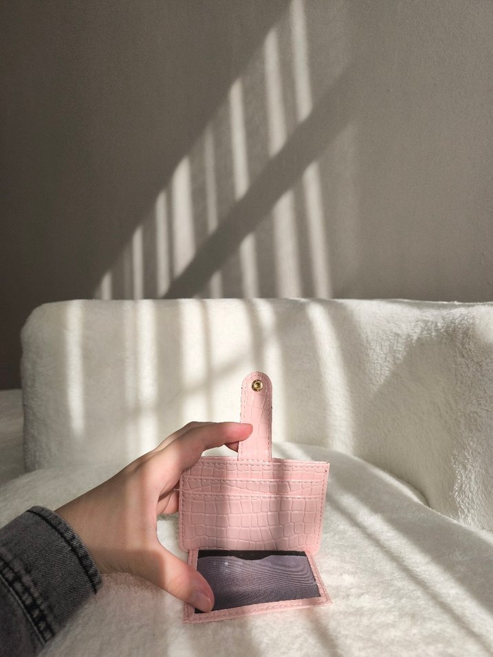 Pembe Baskılı Tokalı Kadın kartlık - Görsel 2