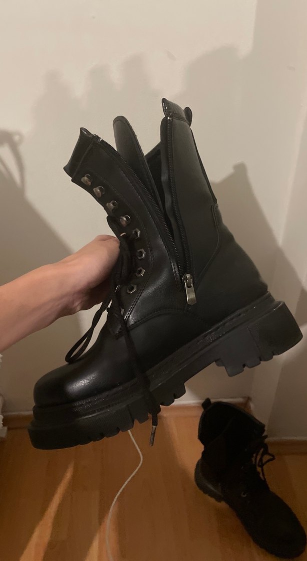 Kadın Siyah Deri Goth Yüksek Topuklu Bot - Görsel 4