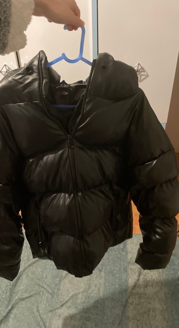 Kadın Siyah Deri  Kısa Mont şapkalı - Görsel 2